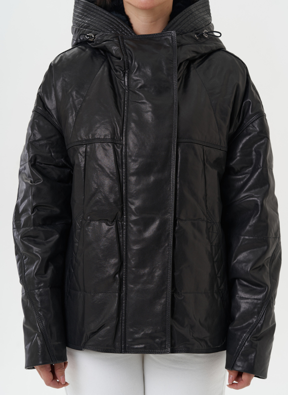 Утепленная куртка из натуральной кожи с капюшоном