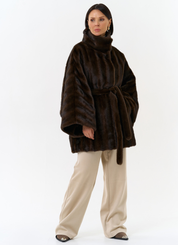 Женская шуба из эко меха с воротником стойкой