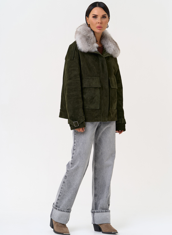 Короткий пуховик из натуральной замши