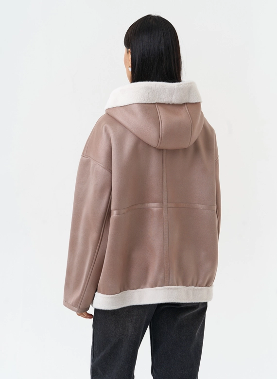 Женская дубленка из эко замши с капюшоном