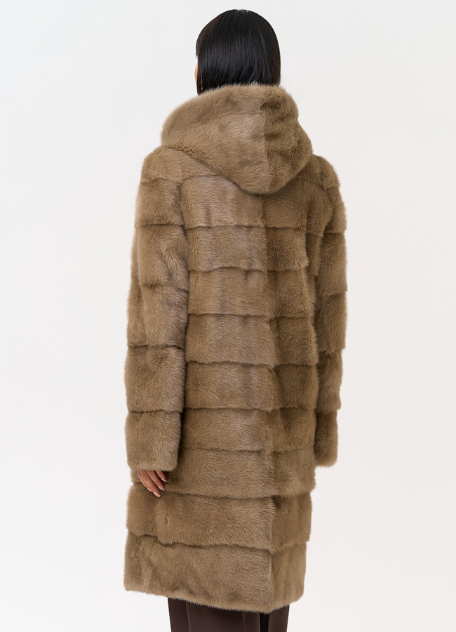 Шуба из норки бежевого цвета модель № 31332 в кредит