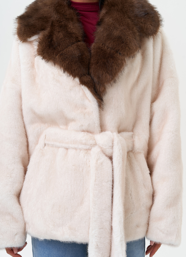 Женская куртка из эко меха модель № 31250 в кредит