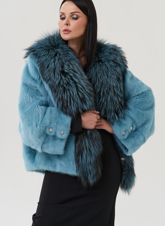 Короткая шуба из норки с мехом из чернобурки 