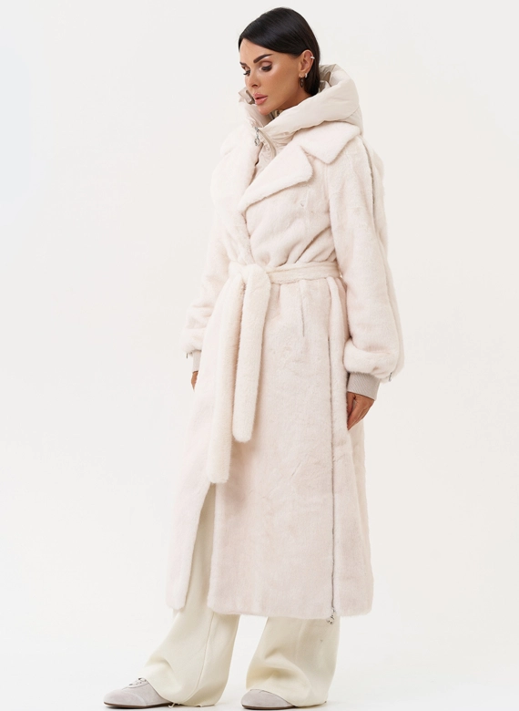 Женская шуба со съёмным капюшоном фото
