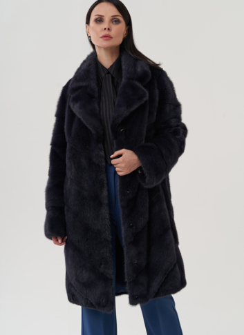 Шуба в цвете графит с английским воротником