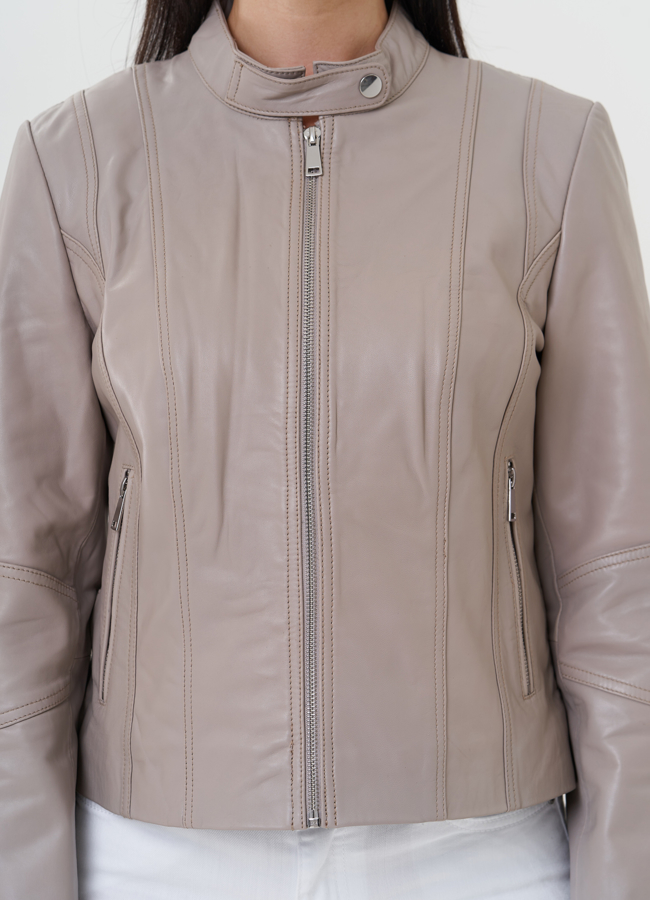 Женская куртка 