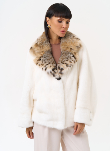 Куртка из меха норки с английским воротником из меха рыси