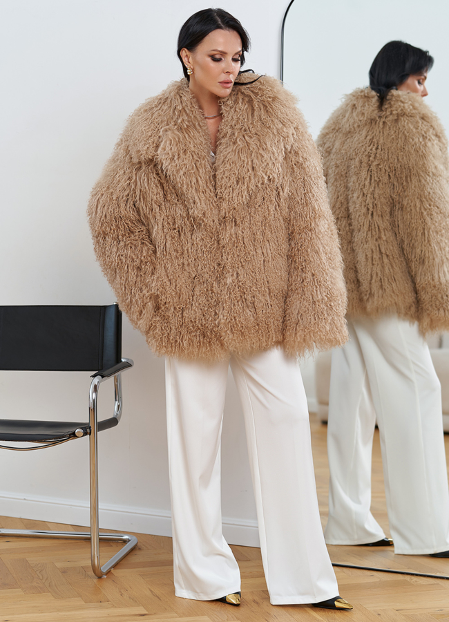 Женская шуба из меха ламы модель № 30631 универмаг малина