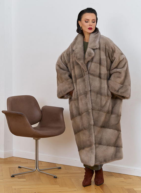 Норковая шуба оверсайз с английским воротником